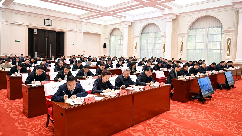 全省縣域經(jīng)濟(jì)發(fā)展、科技成果產(chǎn)業(yè)化、服務(wù)企業(yè)效能提升“三個突破年”行動推進(jìn)會召開